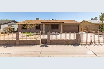 1621 N 56th Drive, Phoenix, AZ 85035 - Photo 1