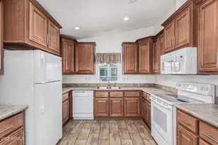 650 N Hawes Rd, Mesa, AZ 85207 - Photo 15