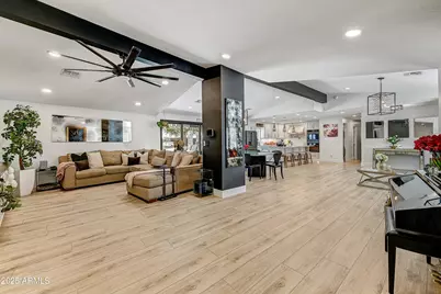 23044 W Hilton Avenue, Buckeye, AZ 85326 - Photo 7