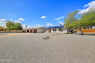 23044 W Hilton Ave, Buckeye, AZ 85326 - Photo 25