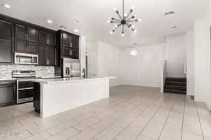 7061 W Linda Ln, Chandler, AZ 85226 - Photo 7