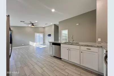 10490 W Mazatlan Drive, Arizona City, AZ 85123 - Photo 21