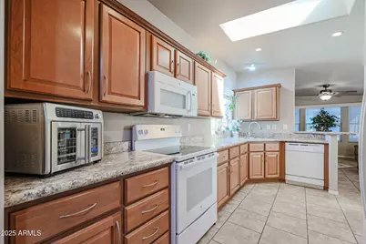 17200 W Bell Road #873, Surprise, AZ 85374 - Photo 31