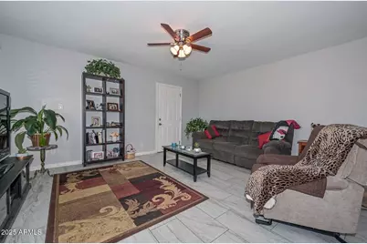 10507 W Devonshire Avenue, Phoenix, AZ 85037 - Photo 3