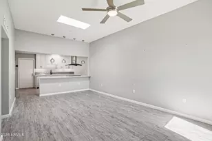 9960 W Forrester Dr, Sun City, AZ 85351 - Photo 7