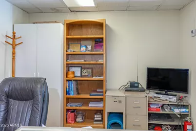 112 E Cottonwood Lane, Casa Grande, AZ 85122 - Photo 17