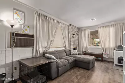 270 Debs Circle, Morristown, AZ 85342 - Photo 5