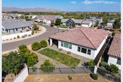 17331 W Wildwood Street, Surprise, AZ 85388 - Photo 37