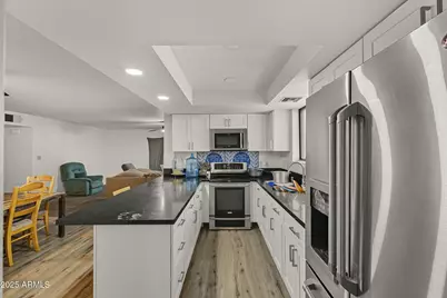 5147 W Earll Drive, Phoenix, AZ 85031 - Photo 13