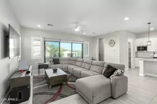 824 E Monte Wy, Phoenix, AZ 85042 - Photo 7