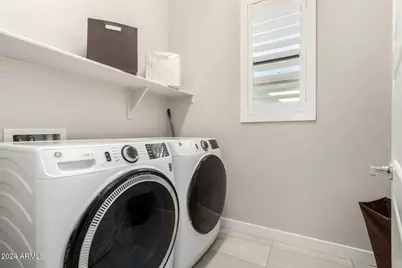 824 E Monte Way, Phoenix, AZ 85042 - Photo 31