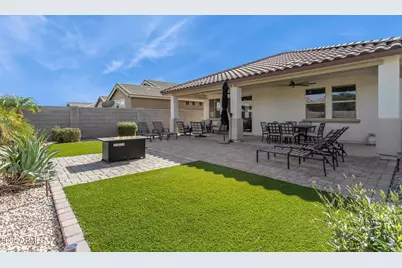 19081 N Jameson Drive, Maricopa, AZ 85138 - Photo 1