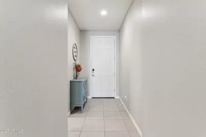 19081 N Jameson Drive, Maricopa, AZ 85138 - Photo 9