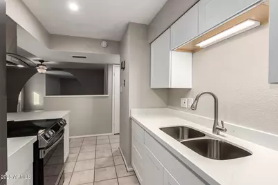 14408 N 35th Avenue, Phoenix, AZ 85053 - Photo 11