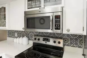 611 S Desert Flower Dr, Mesa, AZ 85208 - Photo 9