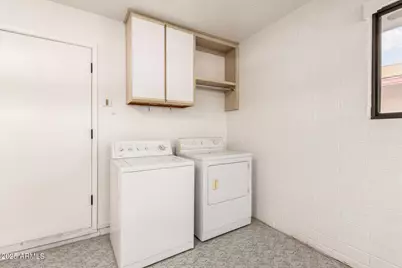 7929 E Lakeview Avenue, Mesa, AZ 85209 - Photo 31