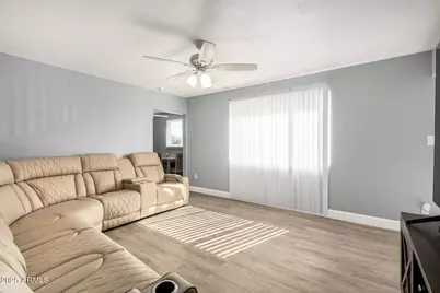 2726 W Ruth Avenue, Phoenix, AZ 85051 - Photo 9