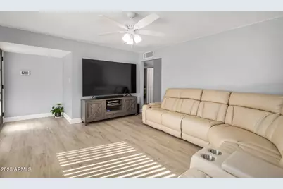 2726 W Ruth Avenue, Phoenix, AZ 85051 - Photo 7