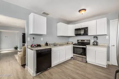 2726 W Ruth Avenue, Phoenix, AZ 85051 - Photo 13