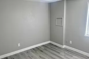 10951 N 91st Ave, Peoria, AZ 85345 - Photo 15