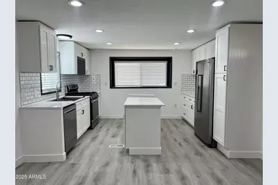 10951 N 91st Avenue #218, Peoria, AZ 85345 - Photo 3