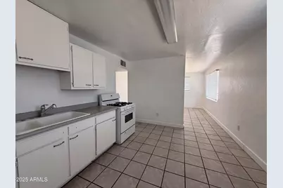 7532 N 21st Avenue #1, Phoenix, AZ 85021 - Photo 13