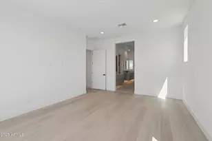 2311 E Aquarius Pl, Chandler, AZ 85249 - Photo 27