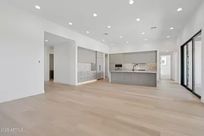 2311 E Aquarius Place, Chandler, AZ 85249 - Photo 19