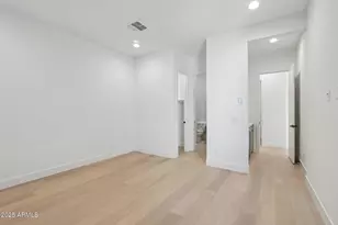 2311 E Aquarius Pl, Chandler, AZ 85249 - Photo 9