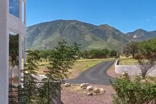 9295 S Bryerly Dr, Hereford, AZ 85615 - Photo 9