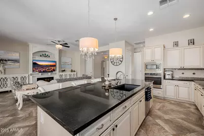 18211 W Sequoia Drive, Goodyear, AZ 85338 - Photo 23