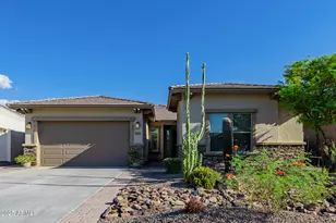 18211 W Sequoia Dr, Goodyear, AZ 85338 - Photo 3