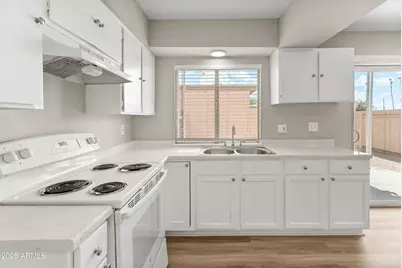 4625 W Thomas Road #90, Phoenix, AZ 85031 - Photo 1