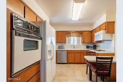 6449 E Des Moines Street, Mesa, AZ 85205 - Photo 9