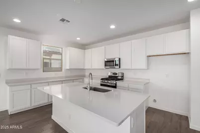 21581 N Daniel Drive, Maricopa, AZ 85138 - Photo 3