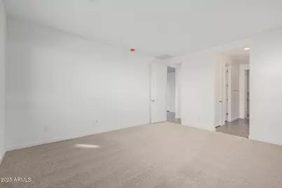 21581 N Daniel Drive, Maricopa, AZ 85138 - Photo 9