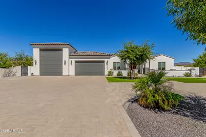 37233 N 11th Avenue, Phoenix, AZ 85086 - Photo 1