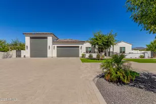 37233 N 11th Ave, Phoenix, AZ 85086 - Photo 1