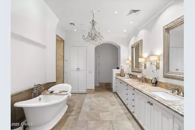 9422 E Happy Valley Road, Scottsdale, AZ 85255 - Photo 33