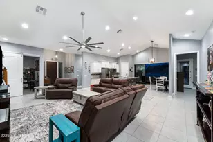 5063 E Reavis St, Apache Junction, AZ 85119 - Photo 9