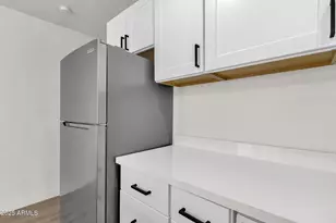 325 N 17th Dr, Phoenix, AZ 85007 - Photo 43