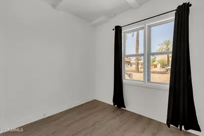 325 N 17th Drive, Phoenix, AZ 85007 - Photo 35