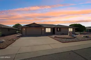 19832 N Cherry Tree Ln, Sun City, AZ 85373 - Photo 3