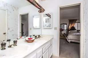 7631 E Sandalwood Dr, Scottsdale, AZ 85250 - Photo 19