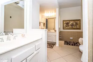 7633 E Sandalwood Dr, Scottsdale, AZ 85250 - Photo 15