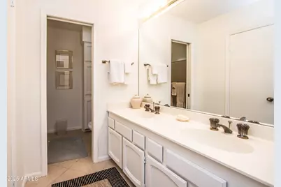 7633 E Sandalwood Drive, Scottsdale, AZ 85250 - Photo 19