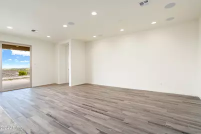 4092 Prairie Schooner Road, Wickenburg, AZ 85390 - Photo 9