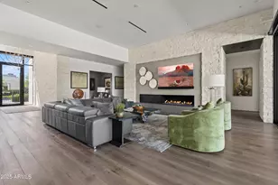 6838 E Joshua Tree Ln, Paradise Valley, AZ 85253 - Photo 11