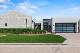 6838 E Joshua Tree Ln, Paradise Valley, AZ 85253 - Photo 1