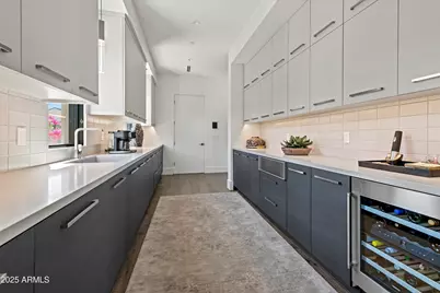 6838 E Joshua Tree Lane, Paradise Valley, AZ 85253 - Photo 9